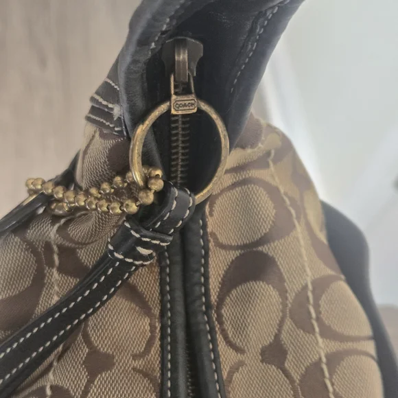 Coach Signature Ergo Belted Hobo - Picture 9 of 16